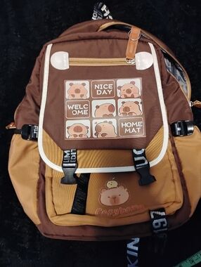 Capybara Cartoon Bear Women's Backpack - Unbranded